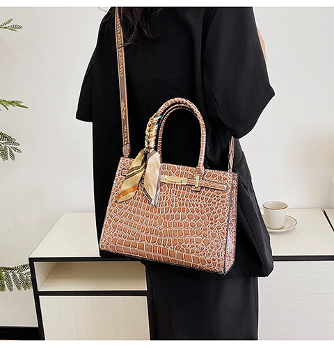Torba za mamu velikog kapaciteta, 2026 novi model, crossbody torba s teksturom krokodila, elegantna ženska torba