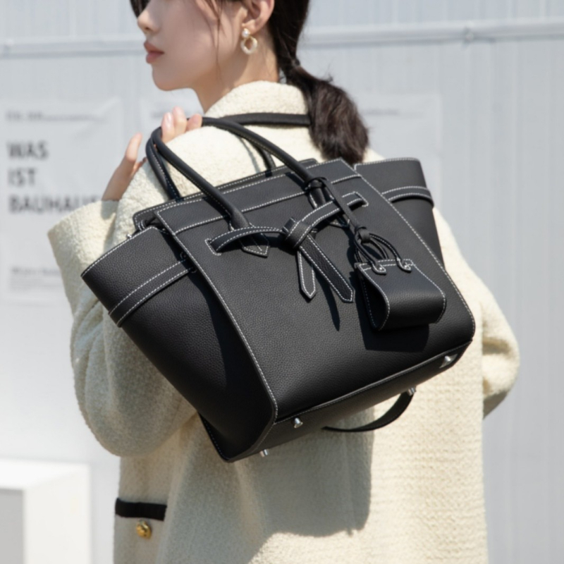 Crossbody torba od kože prvog sloja s motivom osmijeha, velika kapaciteta, košasti dizajn, s jednom naramenicom
