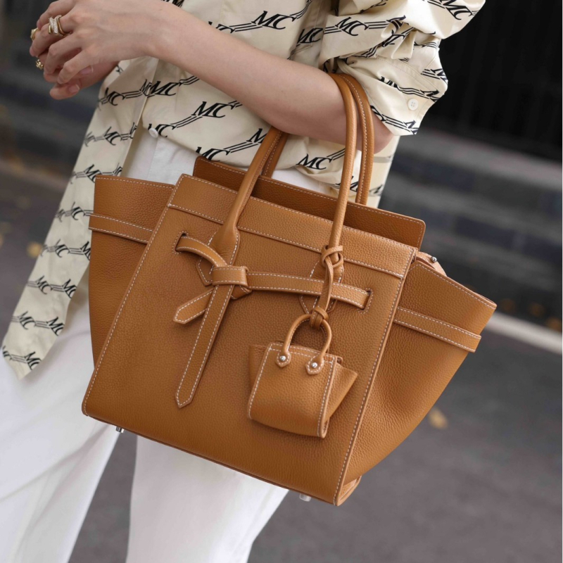 Crossbody torba od kože prvog sloja s motivom osmijeha, velika kapaciteta, košasti dizajn, s jednom naramenicom