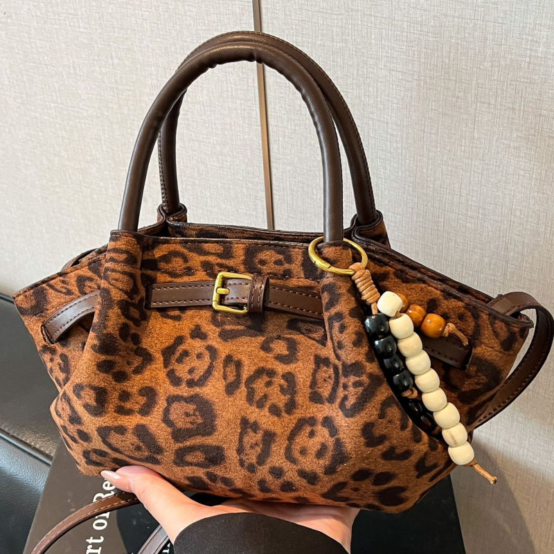 Ženska matirana torba za rame, novi model za jesen/zimu 2025, retro minimalistička crossbody torba s leopard printom i dizajnom krila