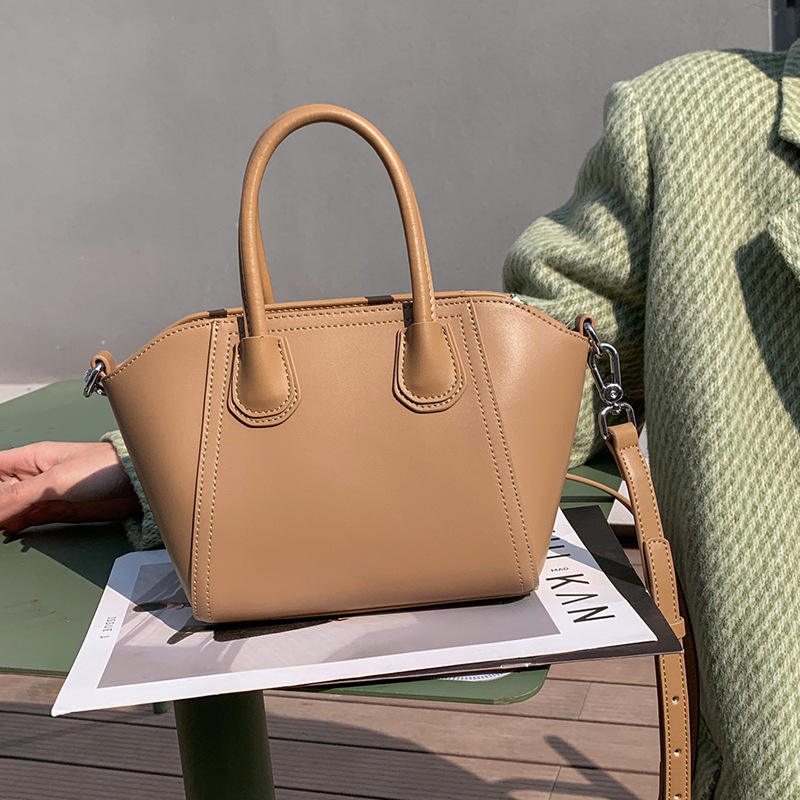 2026 nova nišna ženska torbica od prave kože, s krilnim dizajnom, velika kapaciteta, svakodnevna torba preko ramena ili crossbody za žene