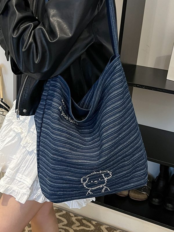 2025 nova casual traper džins tote torba za žene, lagana, velika kapaciteta, crossbody za svakodnevnu upotrebu