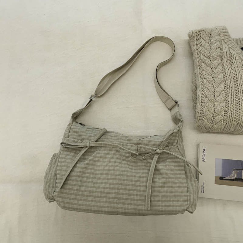 Ženska torba Cloud s kariranim uzorkom, šnuro i plisom, velika zapremina, ruksak ili crossbody