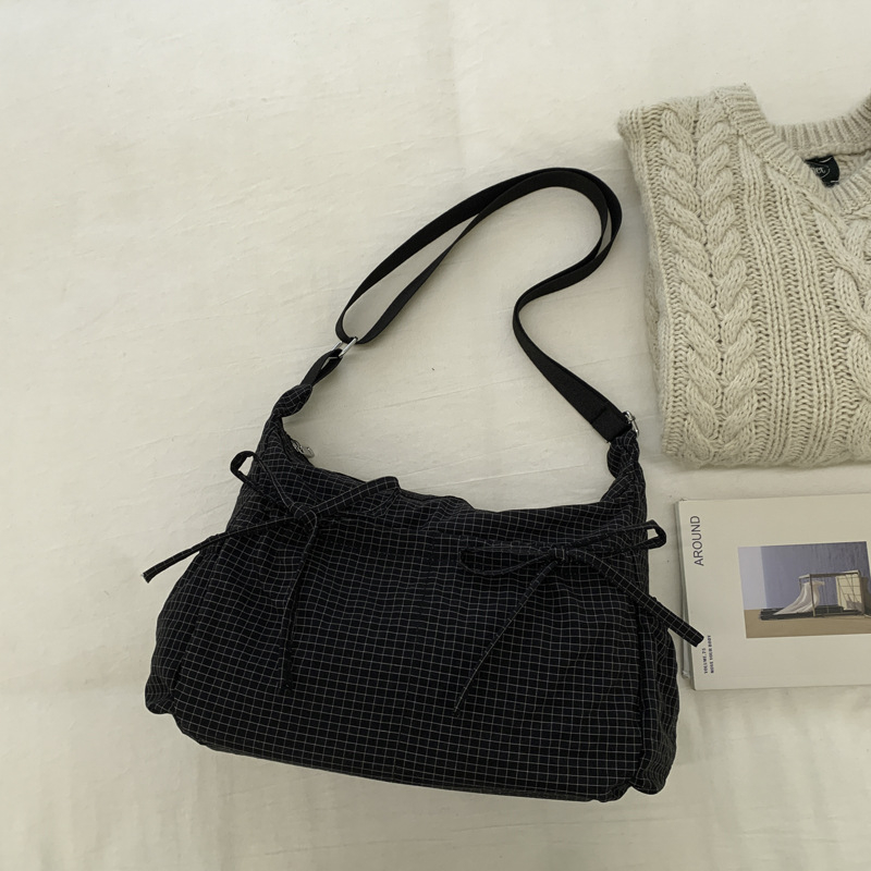 Ženska torba Cloud s kariranim uzorkom, šnuro i plisom, velika zapremina, ruksak ili crossbody