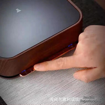 Plită electrică ceramică din lemn de nuc cu ceainic – set compact pentru prepararea ceaiului