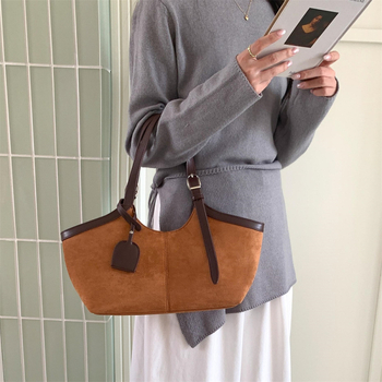 Jesen–zimska torba od suede kože s PU patchwork dizajnom, velika kapaciteta, ženska torba preko ramena za svakodnevnu uporabu