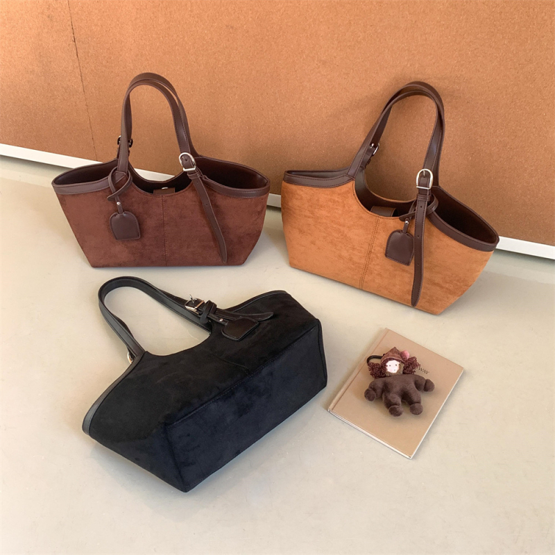 Jesen–zimska torba od suede kože s PU patchwork dizajnom, velika kapaciteta, ženska torba preko ramena za svakodnevnu uporabu
