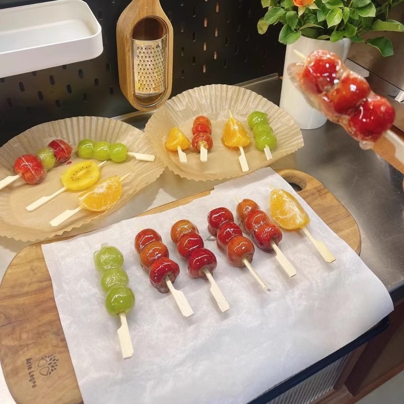 Hârtie de pergament alimentară, cu strat siliconat, pentru coacere