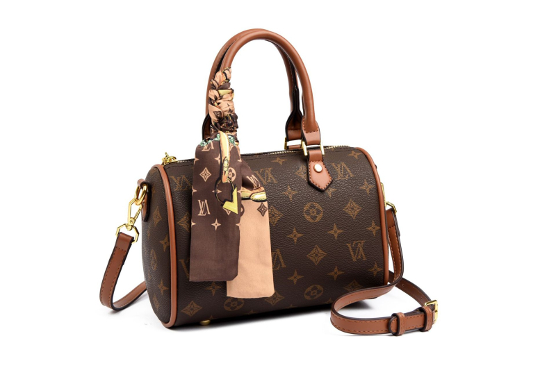 2025 nova ženska torba, luksuzan dojam, euroamerički retro Boston stil, svestrana za ramenu i crossbody