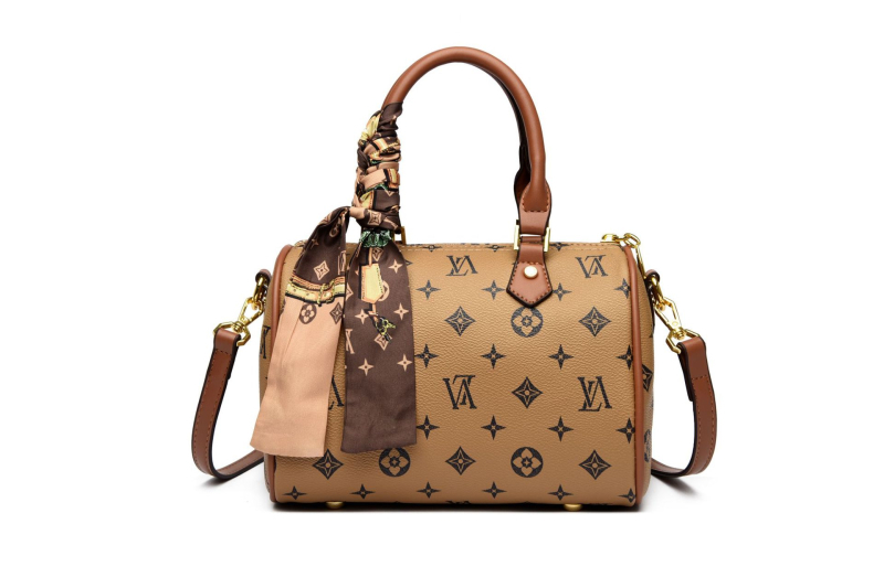 2025 nova ženska torba, luksuzan dojam, euroamerički retro Boston stil, svestrana za ramenu i crossbody