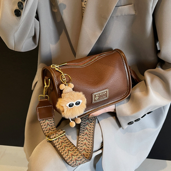 Torba Boston 2025, retro crossbody s širokim remenom, srednje veličine ženska torbica u obliku jastuka