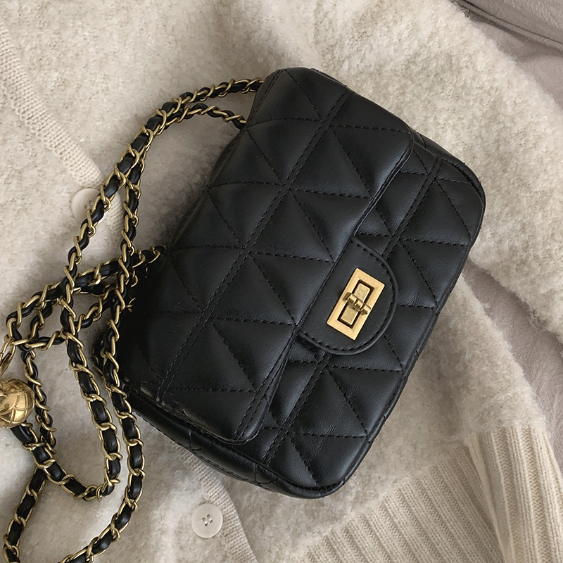 Ženska crossbody torba s lancem, 2022 novi model, minimalistički dizajn s dijamantnim quilt uzorkom, mala kvadratna torba za rame