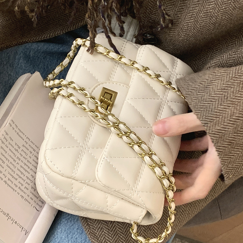 Ženska crossbody torba s lancem, 2022 novi model, minimalistički dizajn s dijamantnim quilt uzorkom, mala kvadratna torba za rame