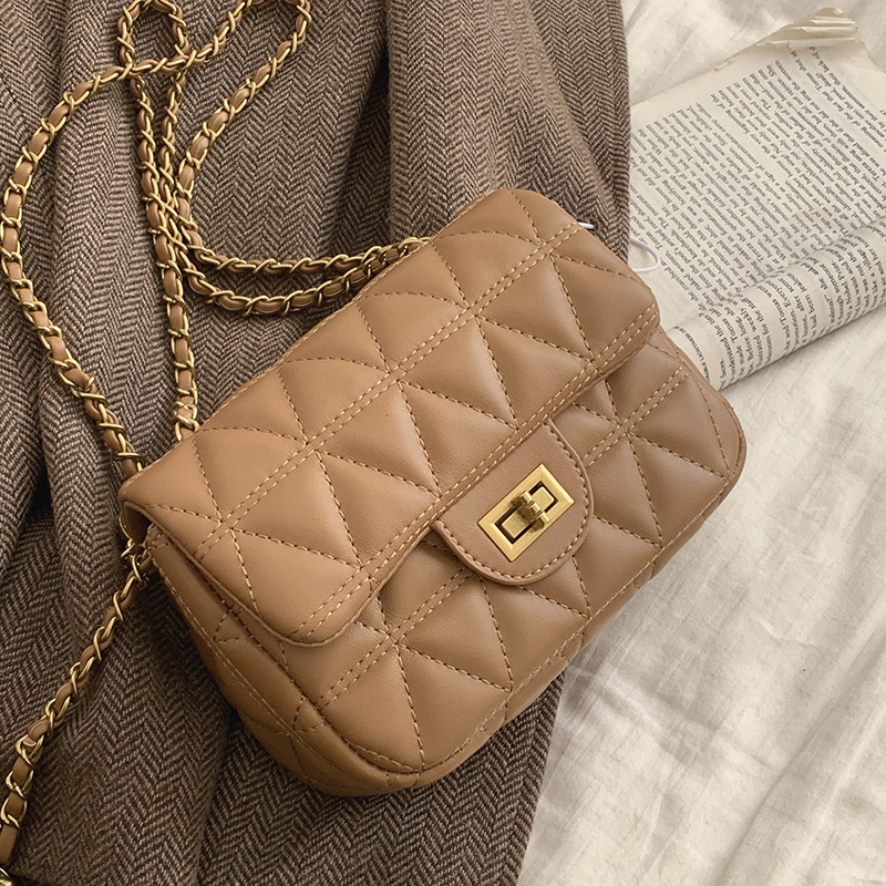 Ženska crossbody torba s lancem, 2022 novi model, minimalistički dizajn s dijamantnim quilt uzorkom, mala kvadratna torba za rame