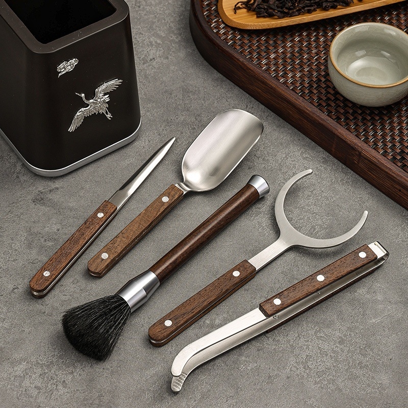 Set de ceai din oțel inoxidabil cu finisaj titan-auriu și accente din lemn de abanos; accesorii Kung Fu pentru ceai, instrument de întreținere a ceainicului, clește pentru ceai, clips anti-arzire