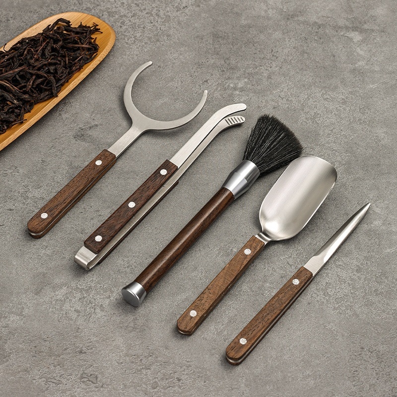 Set de ceai din oțel inoxidabil cu finisaj titan-auriu și accente din lemn de abanos; accesorii Kung Fu pentru ceai, instrument de întreținere a ceainicului, clește pentru ceai, clips anti-arzire