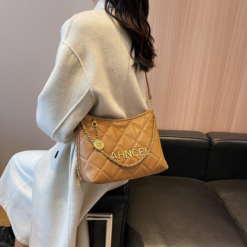 PU kožna mini bucket torbica s prešivanjem romba, inspirirana Chanel stilom, mala za nošenje preko ramena ili crossbody