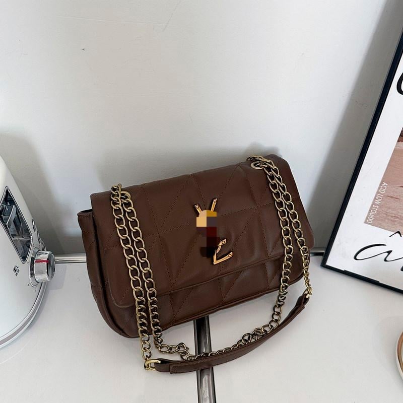 Torba za ramena s lancem, izlizane metalne ukrasne detalje, šivane niti na mekoj koži, mala kvadratna crossbody torba za žene – zimska 2025