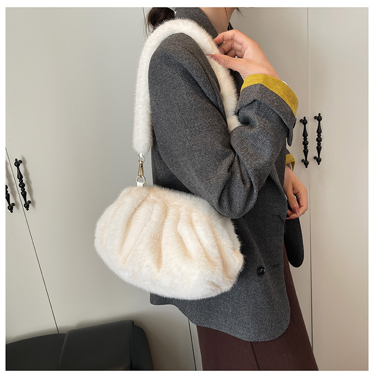Nova plisirana pliš torbica s teksturom oblaka, mala za rame ili crossbody, za žene, jesen-zima