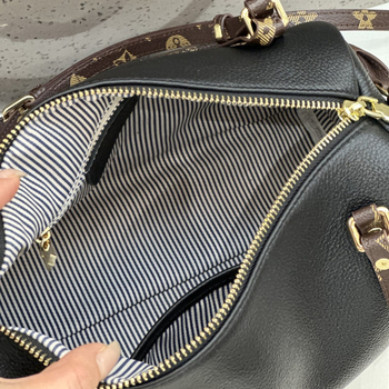 Westal Boston torba od matirane kravlje kože – vintage stil, moderan, srednje veličine, preko ramena i crossbody