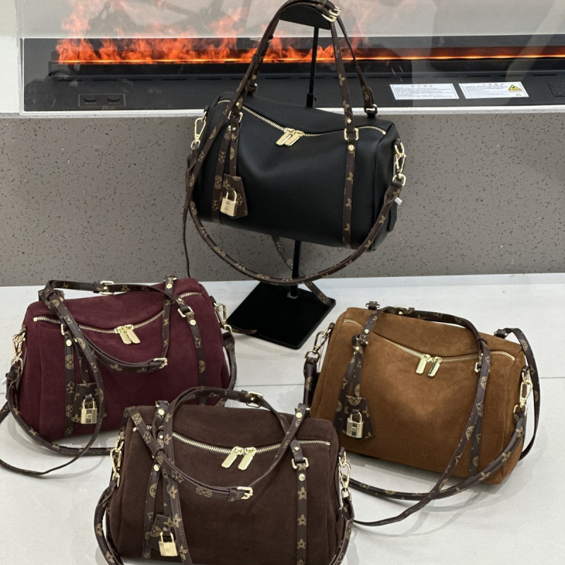Westal Boston torba od matirane kravlje kože – vintage stil, moderan, srednje veličine, preko ramena i crossbody