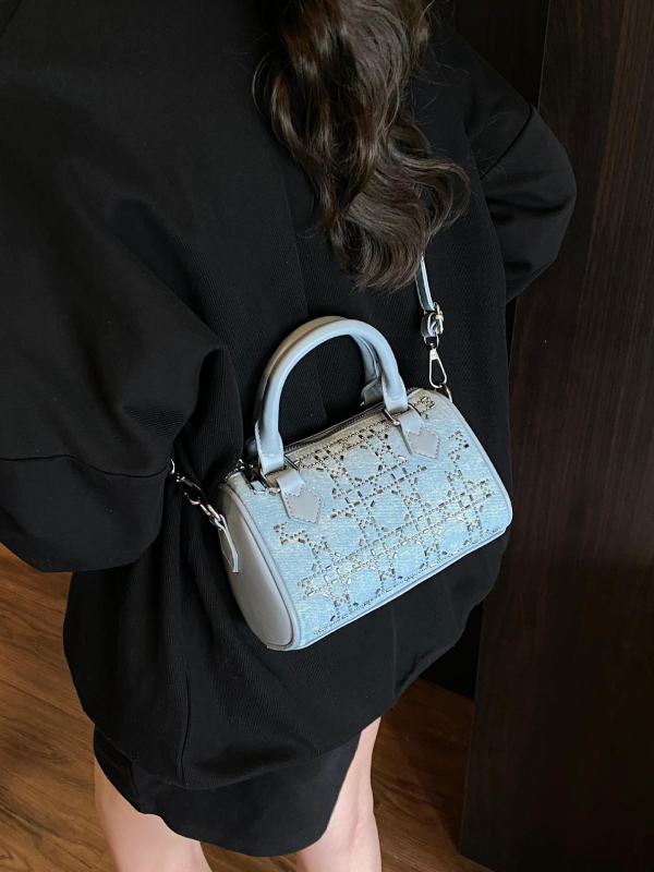 Ženska denim Boston torba, ljeto 2025, svestrani korejski stil, za ramena ili crossbody