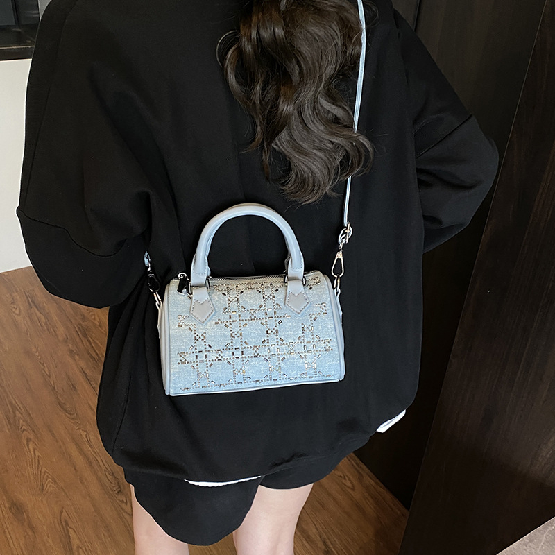 Ženska denim Boston torba, ljeto 2025, svestrani korejski stil, za ramena ili crossbody