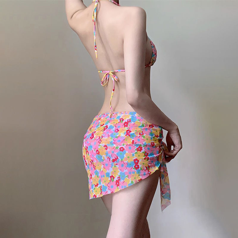 Bikini s cvjetnim uzorkom i plisiranim dizajnom, s napunjenim košaricama, bez žičane potpore, za odmor na moru, žene