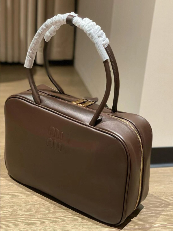 Torba Boston od prave kože s pretincem za laptop – retro, velik kapacitet, za svakodnevnu upotrebu