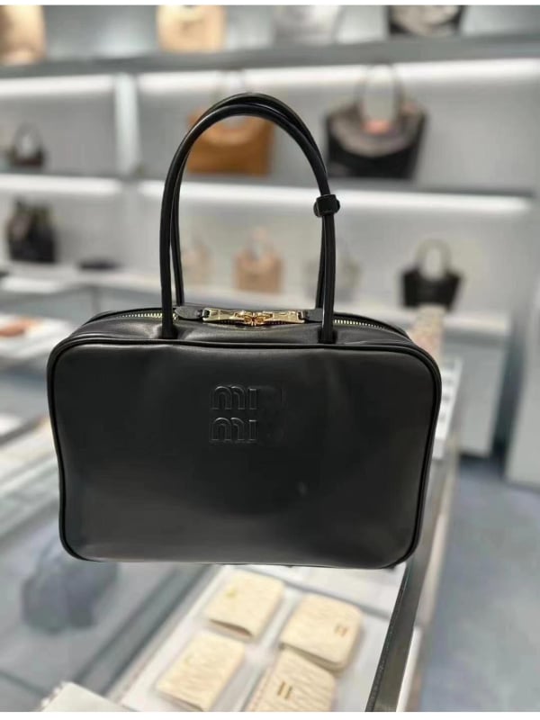 Torba Boston od prave kože s pretincem za laptop – retro, velik kapacitet, za svakodnevnu upotrebu