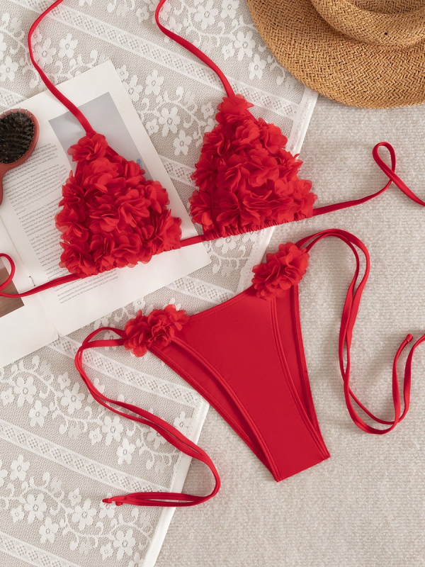 Piros két részes bikini halterneck felsővel, szexi háromszög fazonú női fürdőruha