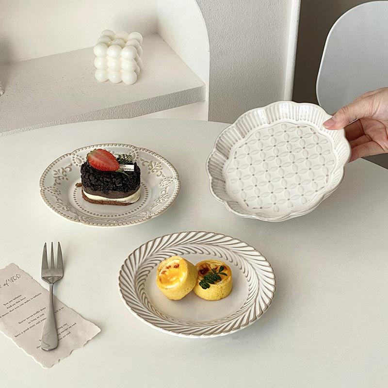 Farfurie ceramică franțuzească retro pentru uz casnic, cu design în relief; farfurie rotundă pentru deserturi și prăjituri, platou pentru gustări