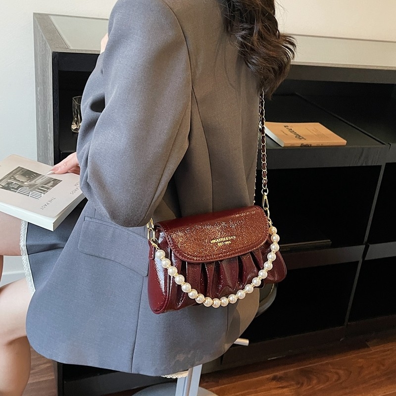 Visokokvalitetna mala torbica s plisiranim dizajnom nalik oblaku, lanac s perlama, kvadratna crossbody torbica