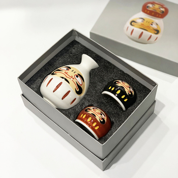 Cană de sake în stil japonez cu Daruma pictat manual, set cu un vas și două căni pentru Shochu, serviciu ceramic retro pentru vin într-o cutie cadou