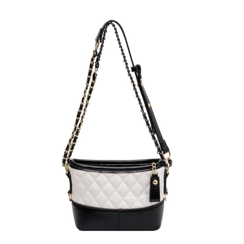PU kožna torbica s lancem, crossbody, dijamantno šivanje, XL veličina
