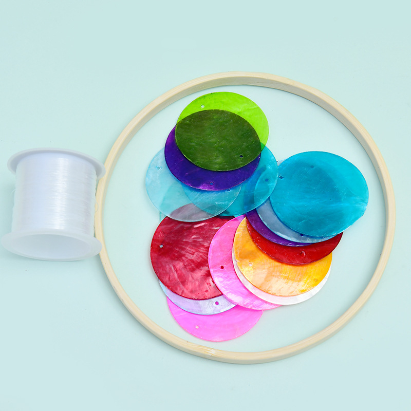 DIY set za zvončiće vjetra od oglednih školjki za djecu