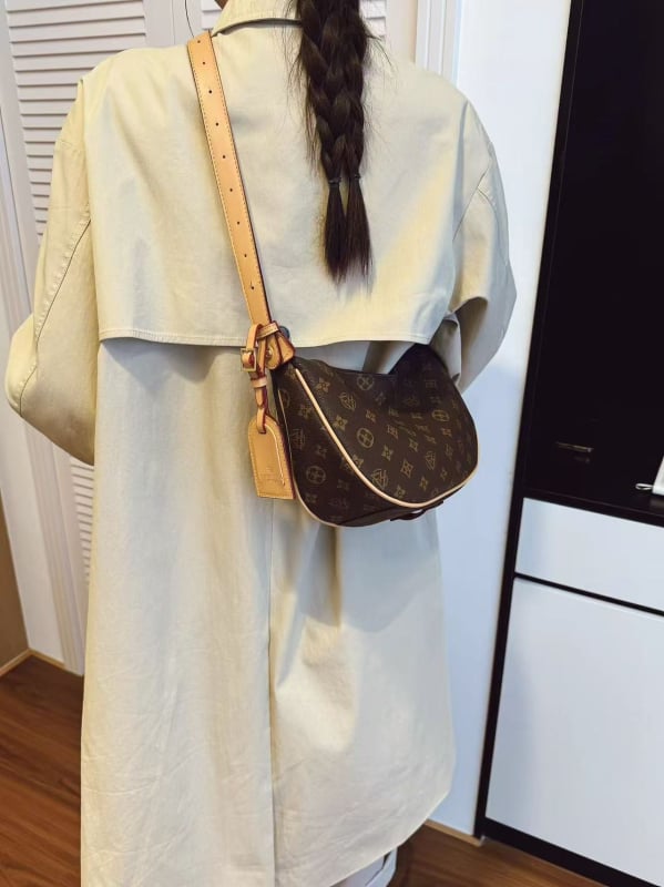 Polumjesečna retro torba za jesen-zimu, ženska crossbody torba visoke kvalitete