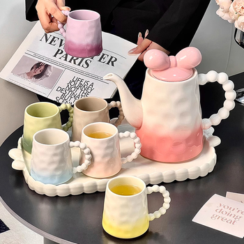Set ceramic de ceai, ceainic și pahare pentru uz casnic — stil modern de artă, cu model glaciar și textură ciocănită