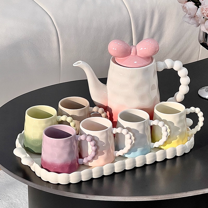Set ceramic de ceai, ceainic și pahare pentru uz casnic — stil modern de artă, cu model glaciar și textură ciocănită
