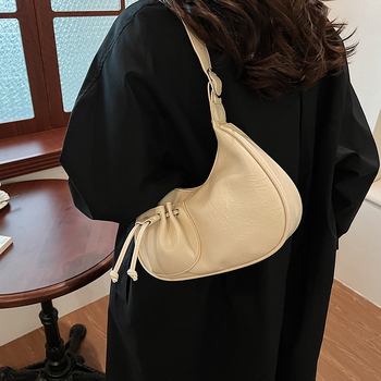 Francuska nišna moda za žene — Crescent torba za pazuh, elegantna crossbody torba od PU, gradski stil