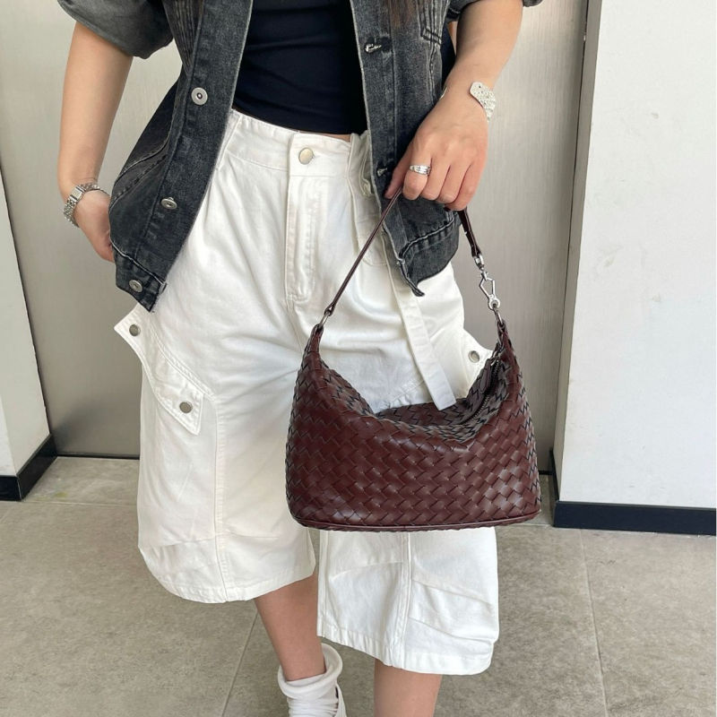 Ženska torba u novom stilu, ručno pletena, polumjesnat oblik, preko ramena ili crossbody, visoke kvalitete, svestrana modna torba
