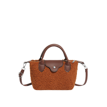 Ženska plišana torbica s nišnim dizajnom, 2026 novi stil, casual chic crossbody torba u obliku dumpling bag s premium teksturom