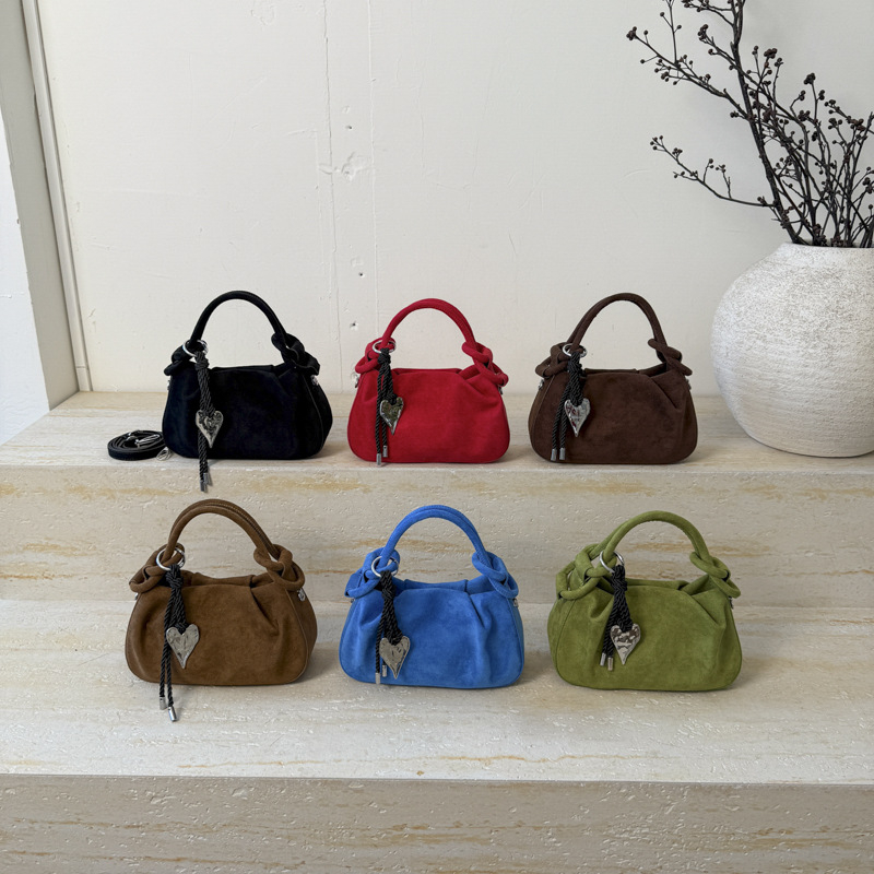 Ženska crossbody torbica od velura, retro, mala kvadratna torbica, proljeće 2026