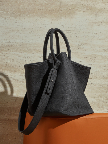 Bucket torba od prve kvalitne teleće kože, 2026 novi minimalistički stil, ženska kožna torba za svakodnevnu upotrebu, ručna i crossbody
