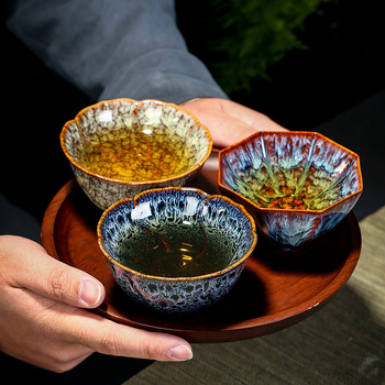 Ceașcă de ceai din ceramică, în stil chinezesc, cu glazură tradițională; porție unică