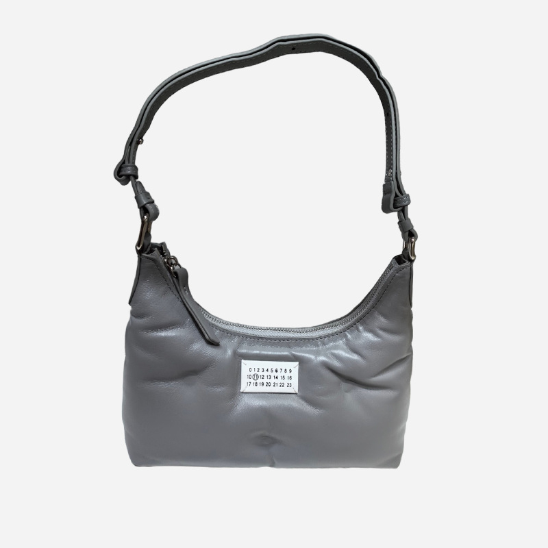 2025 nova plisirana ženska torbica od pamuka, jedinstven dizajn, stil oblaka ispod pazuha, casual i svestrana crossbody torba s ovčjom kožom