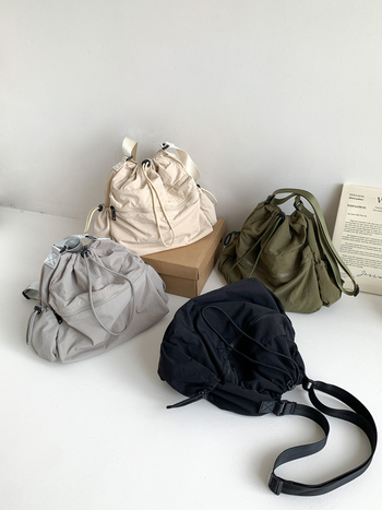 Ženska bucket torba sa šnurenjem, japanskog stila, proljeće/ljeto, velika kapaciteta, casual, nišni dizajn, svestrana