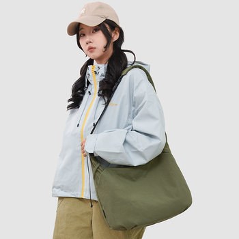 Ženska crossbody torbica u obliku polumjeseca, dumpling stil, Oxford tkanina, proljeće 2026