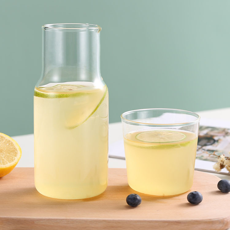 Set din sticlă borosilicată în stil japonez pentru o porție cu motiv de fată desen animat include oală ceașcă pahar pentru suc cană pentru apă rece și sticlă de apă