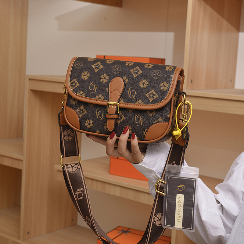 Ženska crossbody torbica s tiskom, mali kvadratni oblik, široka trakica, vrhunska tekstura
